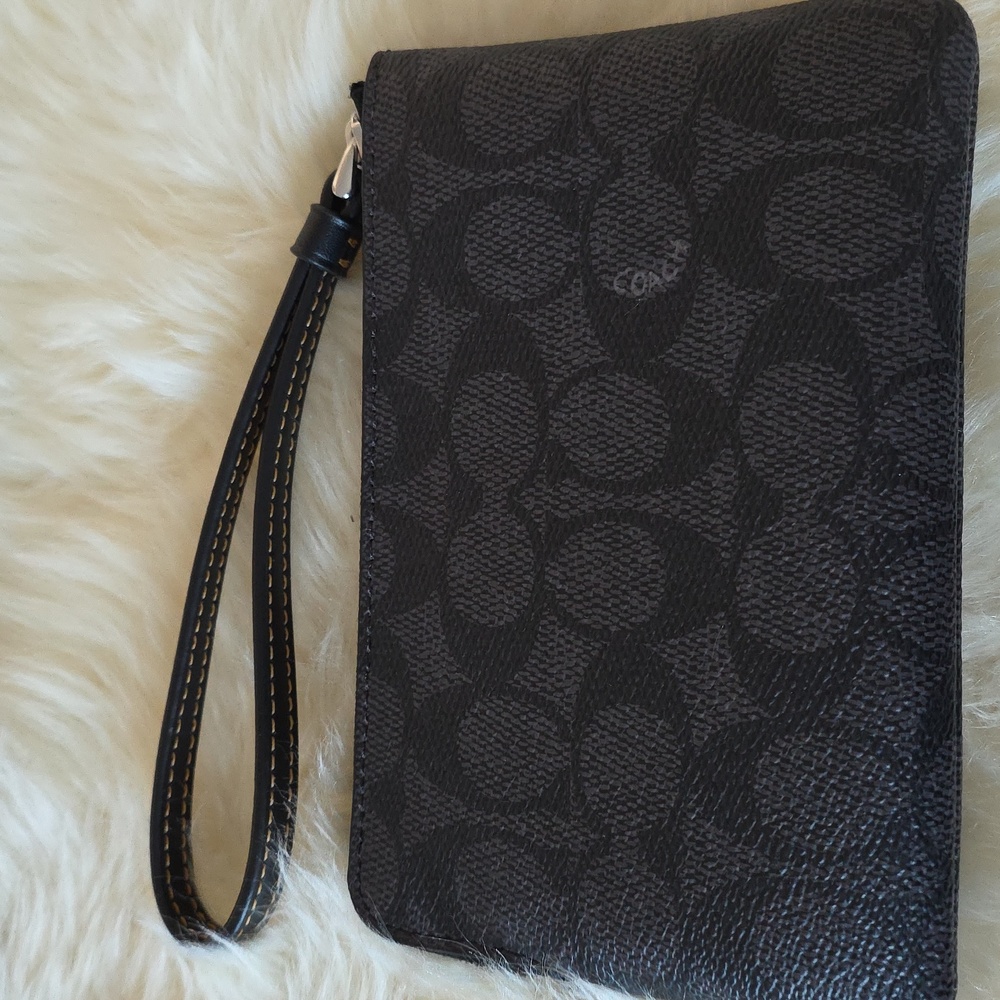 NWOT Coach Black Cat & Moon Signature Corner Zip Wristlet/Wallet 🖤🐈‍⬛️🌟🎁🌙❤️ - Picture 4 of 13
